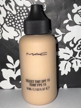 MAC Cosmetics Select Tint NW23